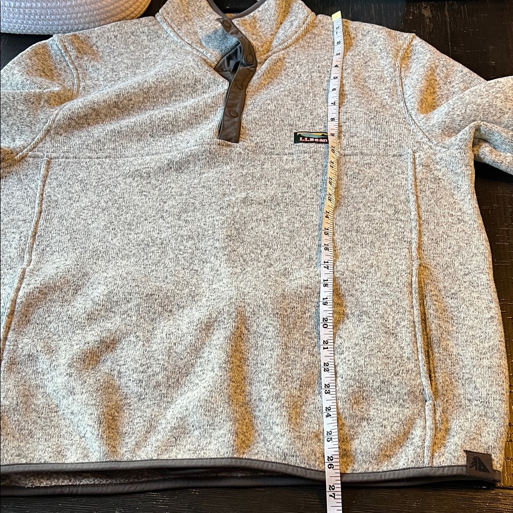 L.L. Bean Men's Light Gray Zip-Up Sweater Fleece Pullover L EUC Outdoor Hiking - Picture 6 of 7